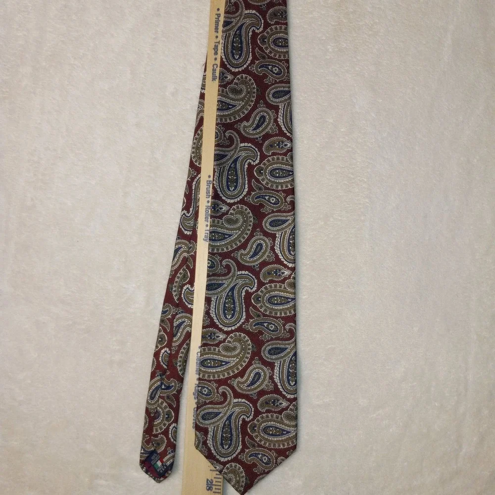 Vintage Austin Reed London-England Paisley 100% Italian Silk Tie Made In USA